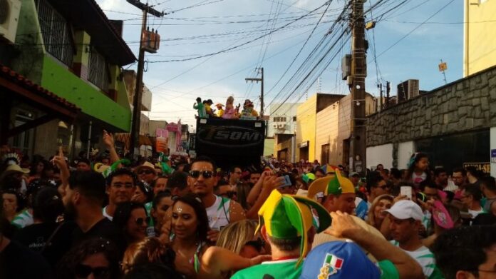 Bruno Cunha Lima emite decreto que proíbe blocos durante o Carnaval em CG