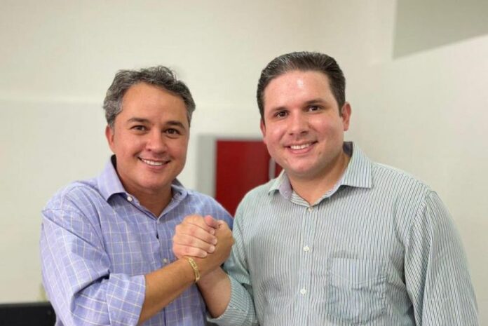 Chapa fechada? Efraim diz apoiar Veneziano para o Senado e ainda manter compromisso com Hugo Motta em 2026