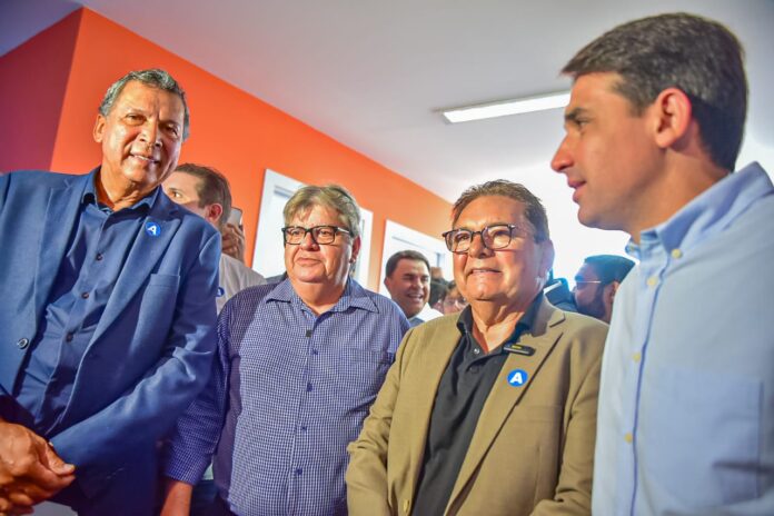 Deputados prestigiam visita do ministro Silvio Costa Filho ao Porto de Cabedelo