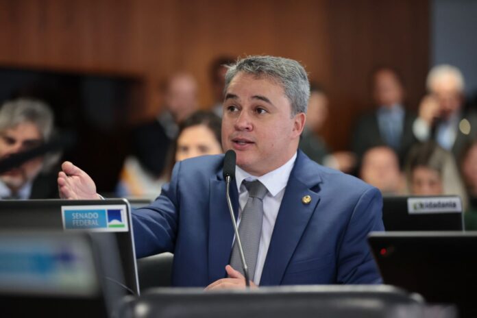 Efraim Filho investe mais R$ 1,4 milhão em agricultura e pecuária