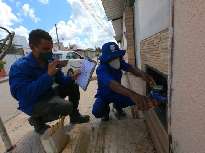 Em apenas uma semana, Cagepa flagra mais de 50 irregularidades durante fiscalização em Cabedelo