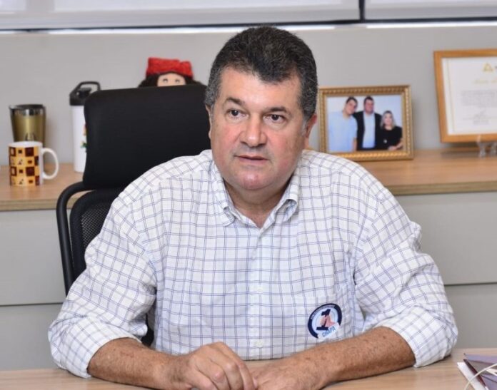 Ficha Limpa: Juíza suspende decreto que reprovava contas de George Coelho