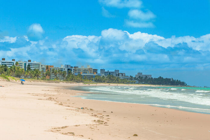 Neste final de semana, 10 trechos de praias estão impróprios para banho no Litoral da Paraíba