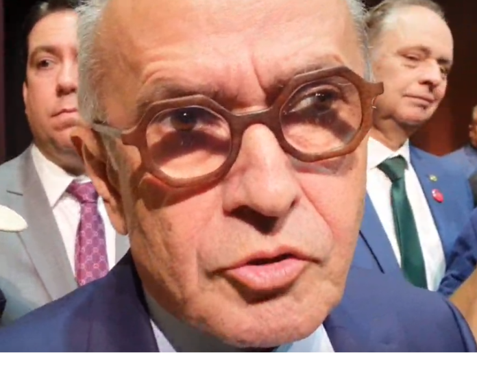 prefeito cícero lucena