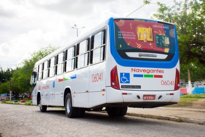 Semob reforça linhas de ônibus para jogo entre Flamengo e Nova Iguaçu no Almeidão, em JP
