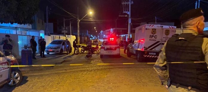 Tentativa de assalto termina com um suspeito morto e outro baleado no bairro Costa e Silva, em João Pessoa