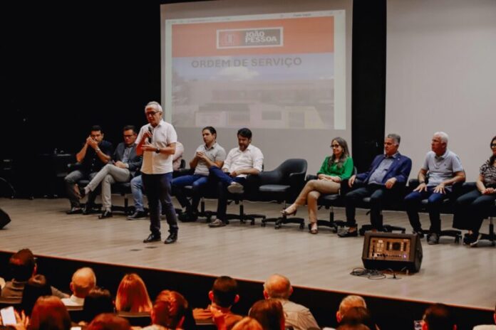 Cícero Lucena autoriza construção, do zero, de dez novos CMEIs e três escolas