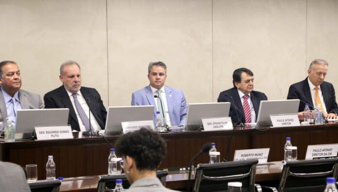 “Fortalecer a indústria implica em gerar novos empregos”, diz Efraim em seminário RedIndústria 2024