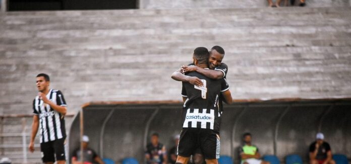 Galo vence São Paulo Crystal e segue vivo na luta pelo G4 no Campeonato Paraibano
