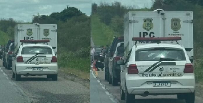Mulher cai de moto e morre atropelada na BR-230, na Paraíba