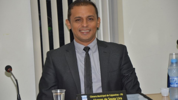 Neguinho do Mondrian retira pré-candidatura a prefeito de Cajazeiras