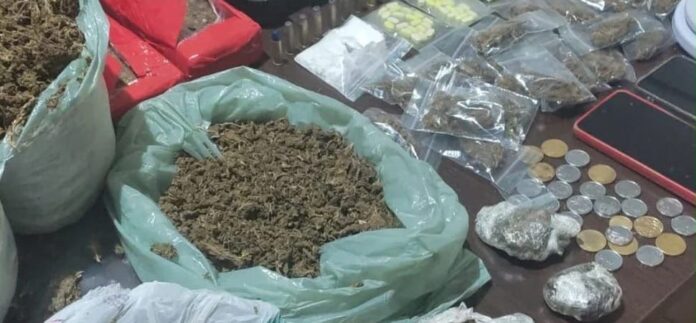 Operação termina com um preso e armas e drogas apreeendidas na Paraíba