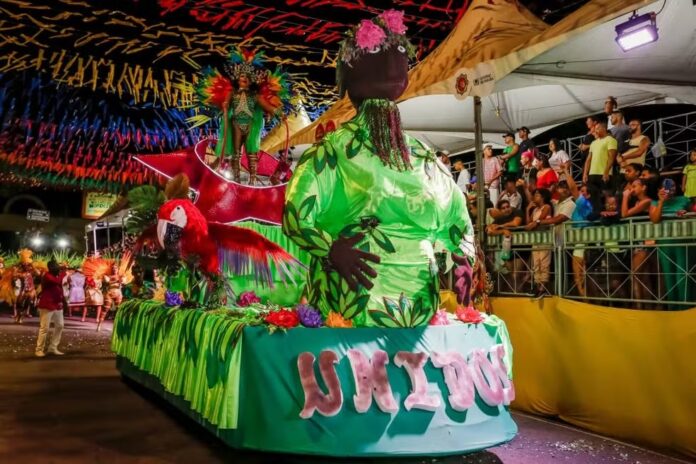 Unidos do Roger é consagrada pentacampeã no Carnaval Tradição de JP