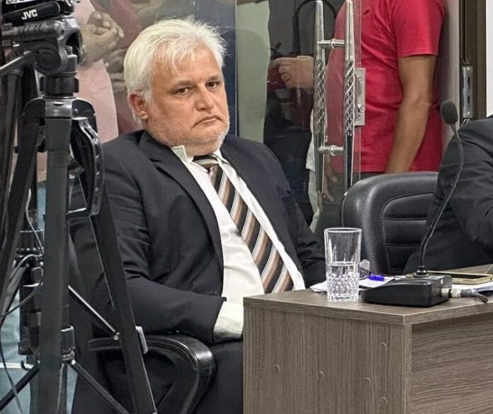 Câmara de Alhandra desafia Justiça e cassa mandato de vereador João do Sufoco pela segunda vez