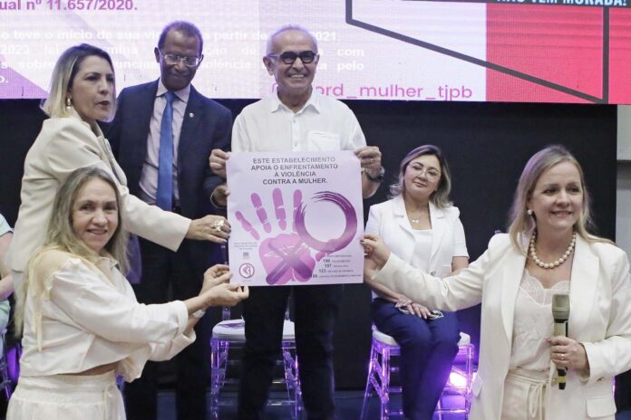 Cícero Lucena garante envolvimento de toda a Prefeitura de João Pessoa para reduzir índices de violência contra a mulher