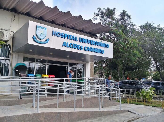 fachada huac - hospital universitário alcides carneiro
