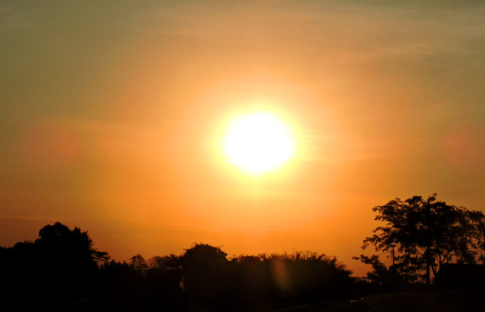 Outono chega com temperaturas acima da média em todas as regiões