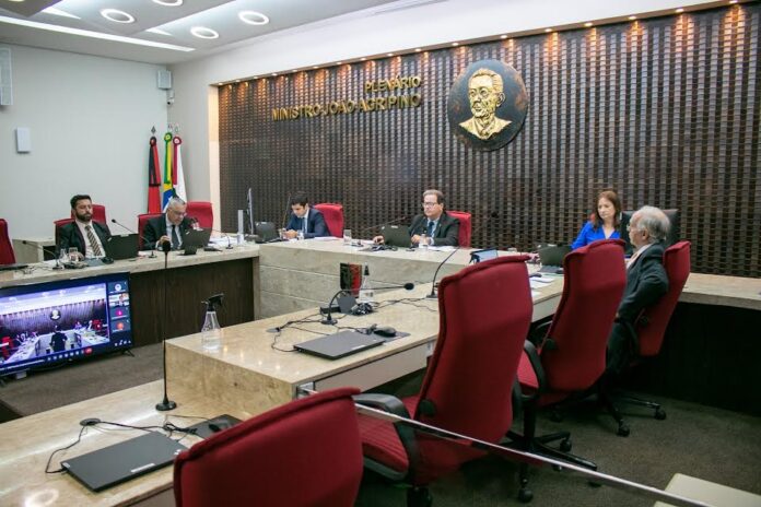 TCE mantém débito de R$ 1,5 milhão imposto a ex-prefeito paraibano; veja o motivo