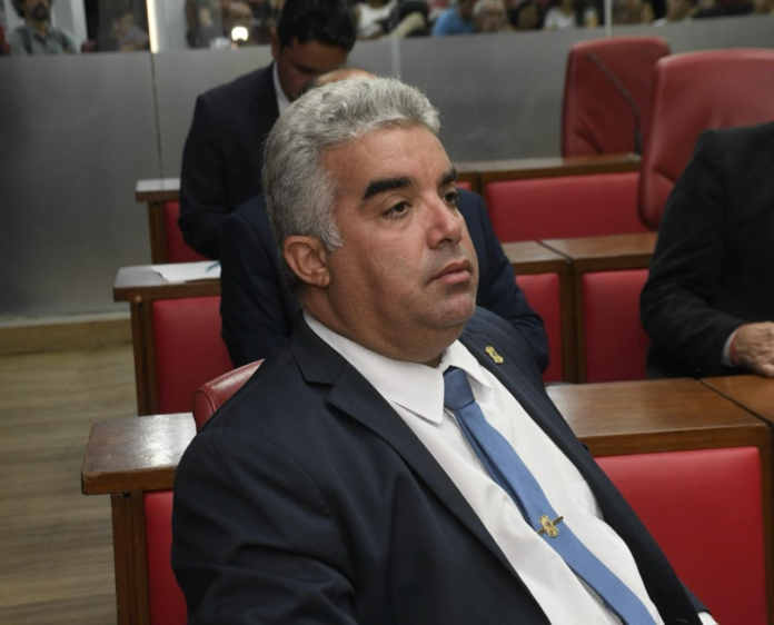 Vereador Guga repudia decisão da Prefeitura de Monteiro PB, sobre a proibição de alimentação dos animais de rua