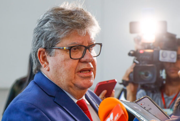 João Azevêdo destaca importância de a Paraíba sediar reunião para discutir reforma tributária e temas que contribuem para o avanço do Nordeste