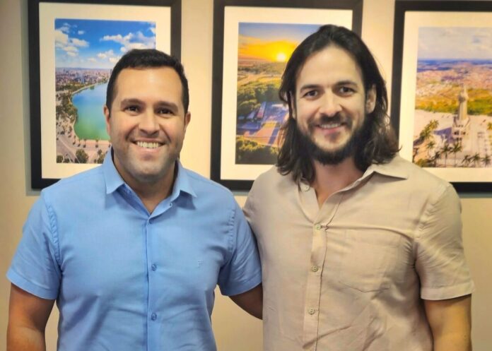 Ligado a Pedro, advogado Luiz Neto assume comando do PSDB de João Pessoa