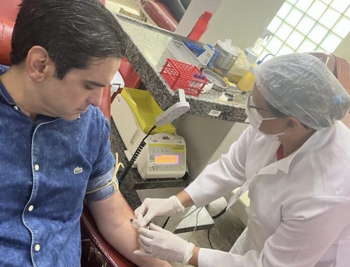 Deputado federal da Paraíba fará doação de medula óssea para paciente compatível