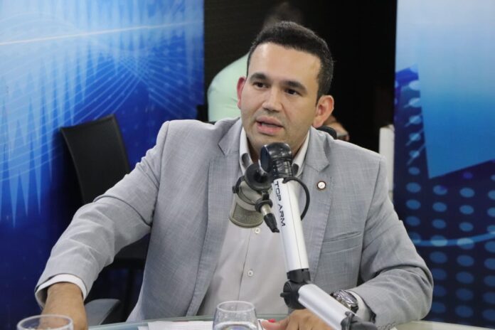 Jhonny Bezerra rebate declarações de George Morais: “Parece que ele não mora na Paraíba”