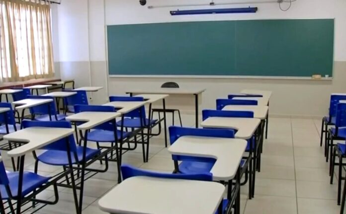 Desembargador concede liminar para escola retomar aulas de forma híbrida na cidade de Cajazeiras