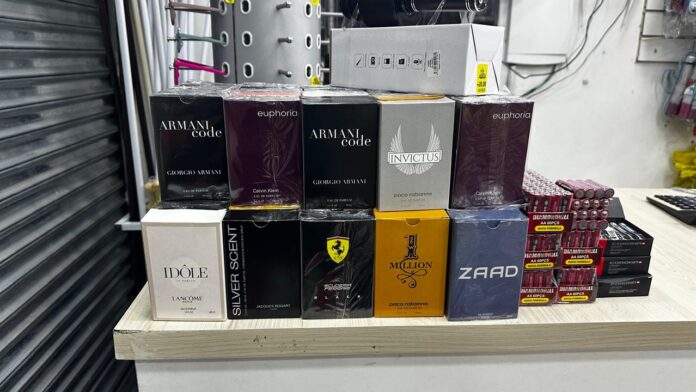 MaisPB • Polícia Civil apreende mais de dois mil itens de produtos falsificados em CG