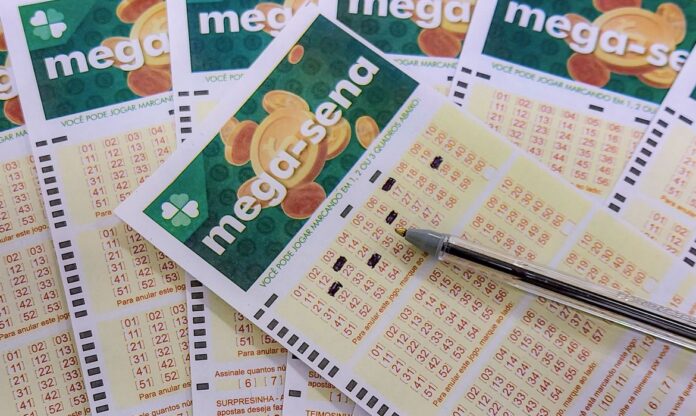 Paraíba tem 25 apostas com quatro acertos na Mega-Sena; prêmio principal acumula e será de R$ 75 milhões