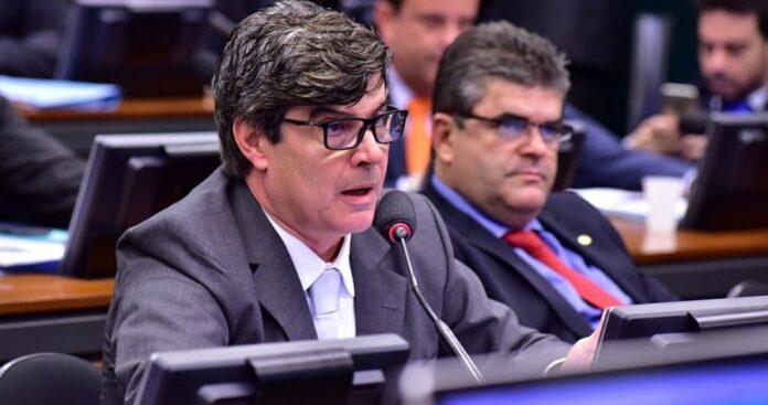 A estratégia de Wellington Roberto para derrotar Cabo Gilberto em 2026