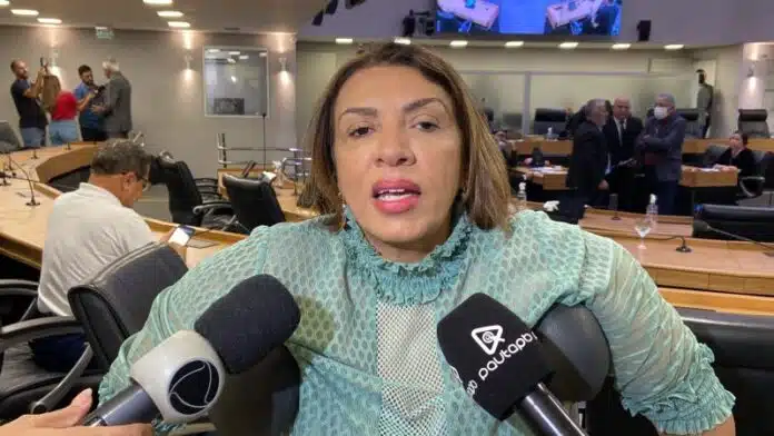 Em carta a direção nacional do PT, Cida Ramos desautoriza inserir seu nome em pesquisa