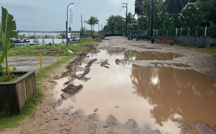 POTENCIAL TURÍSTICO ABANDONADO: Esquecido pela prefeitura de Cabedelo, o outro lado do Jacaré carece de infraestrutura básica