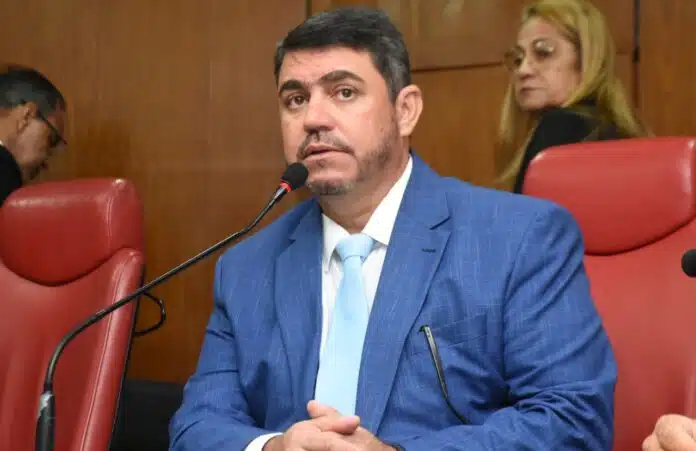 VAGA DO AVANTE: Presidente da CMJP, Dinho se manifesta em Mandado de Segurança impetrado por Renato Martins; decisão deve sair nas próximas horas