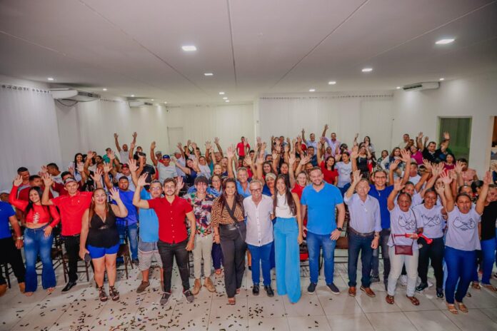 Pré-candidata a vereadora em João Pessoa, Amanda Diniz, reúne lideranças para firmar bases e fortalecer a sua futura candidatura