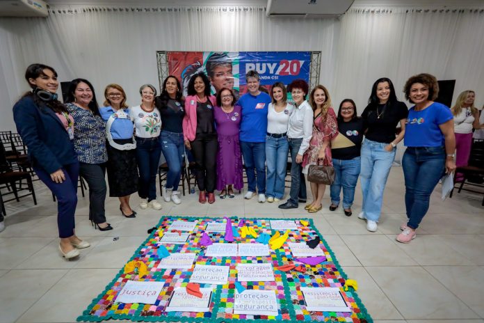 Ruy e Amanda vão abrir creches à noite e anunciam criação do programa Passe Mulher