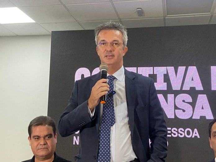 Jurídico da coligação de Cícero e Leo pedem abertura de inquérito contra milícia digital