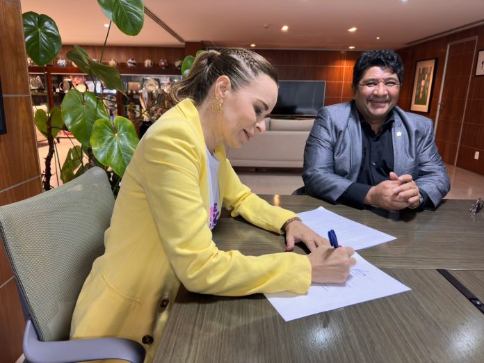 Senadora Daniella Ribeiro celebra parceria do programa Antes que aconteça com a CBF