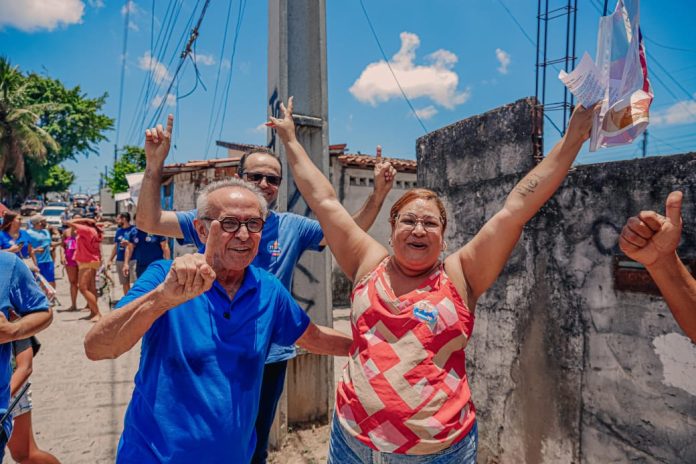 Cícero e Leo projetam infraestrutura da Santa Bárbara e reconstrução da Cozinha Comunitária do Taipa