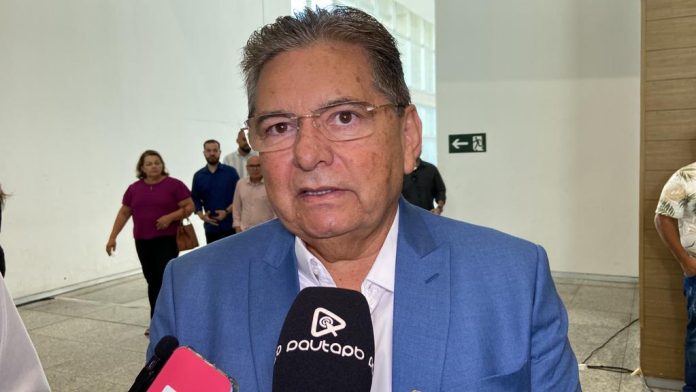 Enquete: Galdino vence Romero em eventual disputa para o Governo da Paraíba