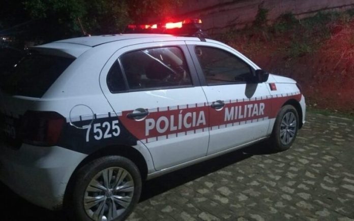 Polícia Militar apreende mais de 40 trouxinhas de cocaína e maconha em João Pessoa