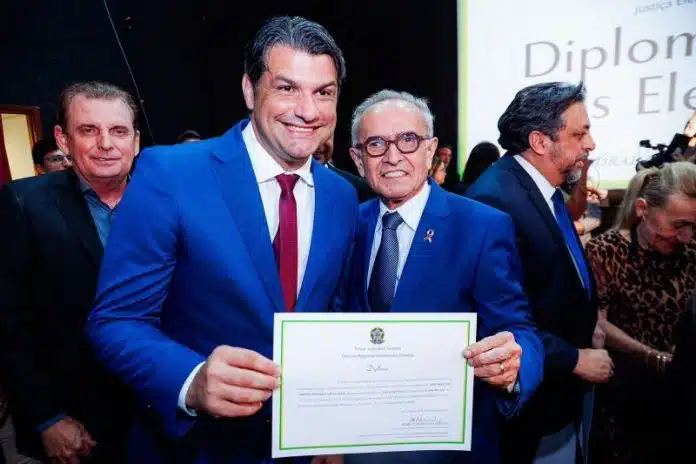 Cícero Lucena e Leo Bezerra são diplomados para novos mandatos em João Pessoa