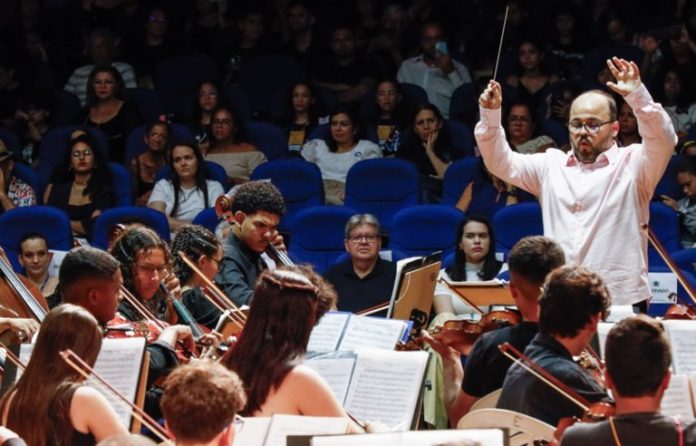 João Azevêdo prestigia Grande Concerto do Prima e destaca importância do Programa na inclusão social