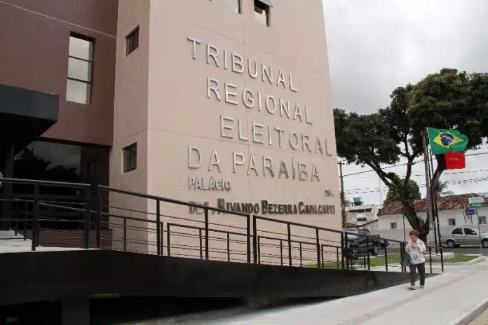 Prefeito eleito de Barra de Santana é acusado de comprar votos com o Bolsa Família, nas eleições de 2024