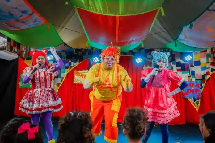 Teatro, circo e auto de Natal integram programação da Funjope neste sábado