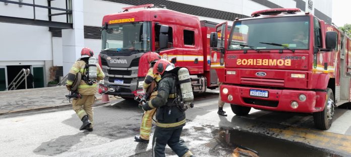 Explosão, incêndio e resgate aéreo: simulado de emergência agita shopping em CG