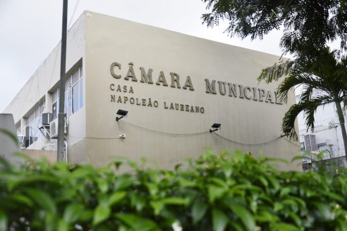 CMJP atualiza serviço que disponibiliza canal direto para falar com os 29 vereadores
