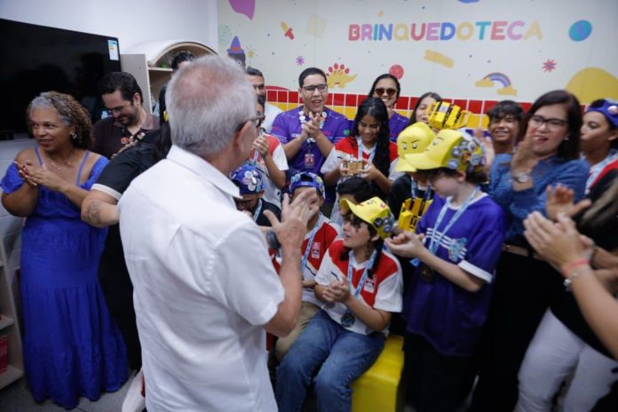 Cícero Lucena entrega CMEI Frei Afonso, 43ª unidade de ensino reconstruída pela Prefeitura