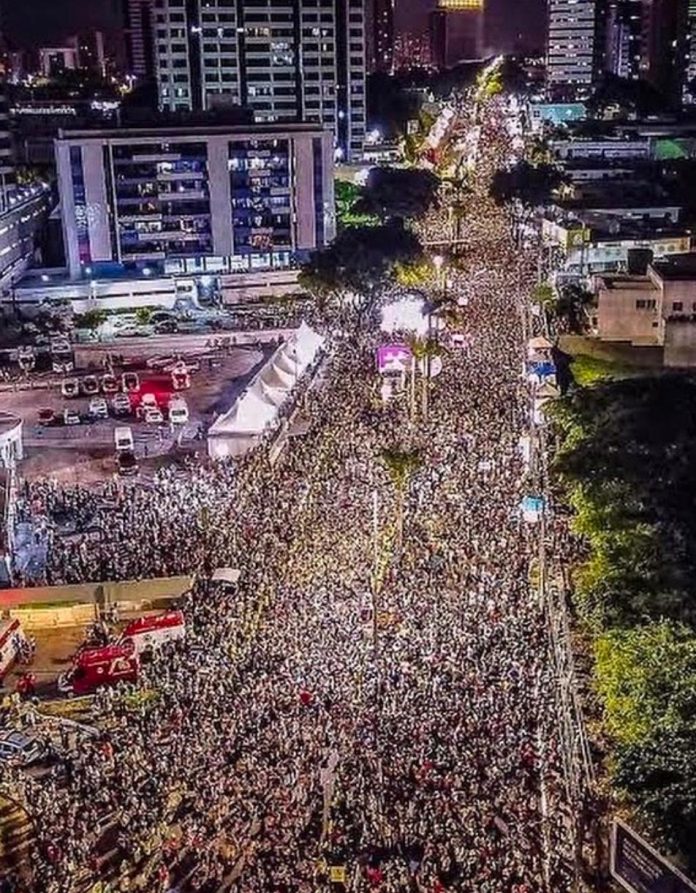 Frota de ônibus será reforçada em JP para atender foliões do Muriçocas do Miramar