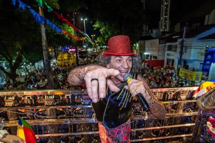 Muriçocas do Miramar celebra diversidade cultural em seu 39º desfile